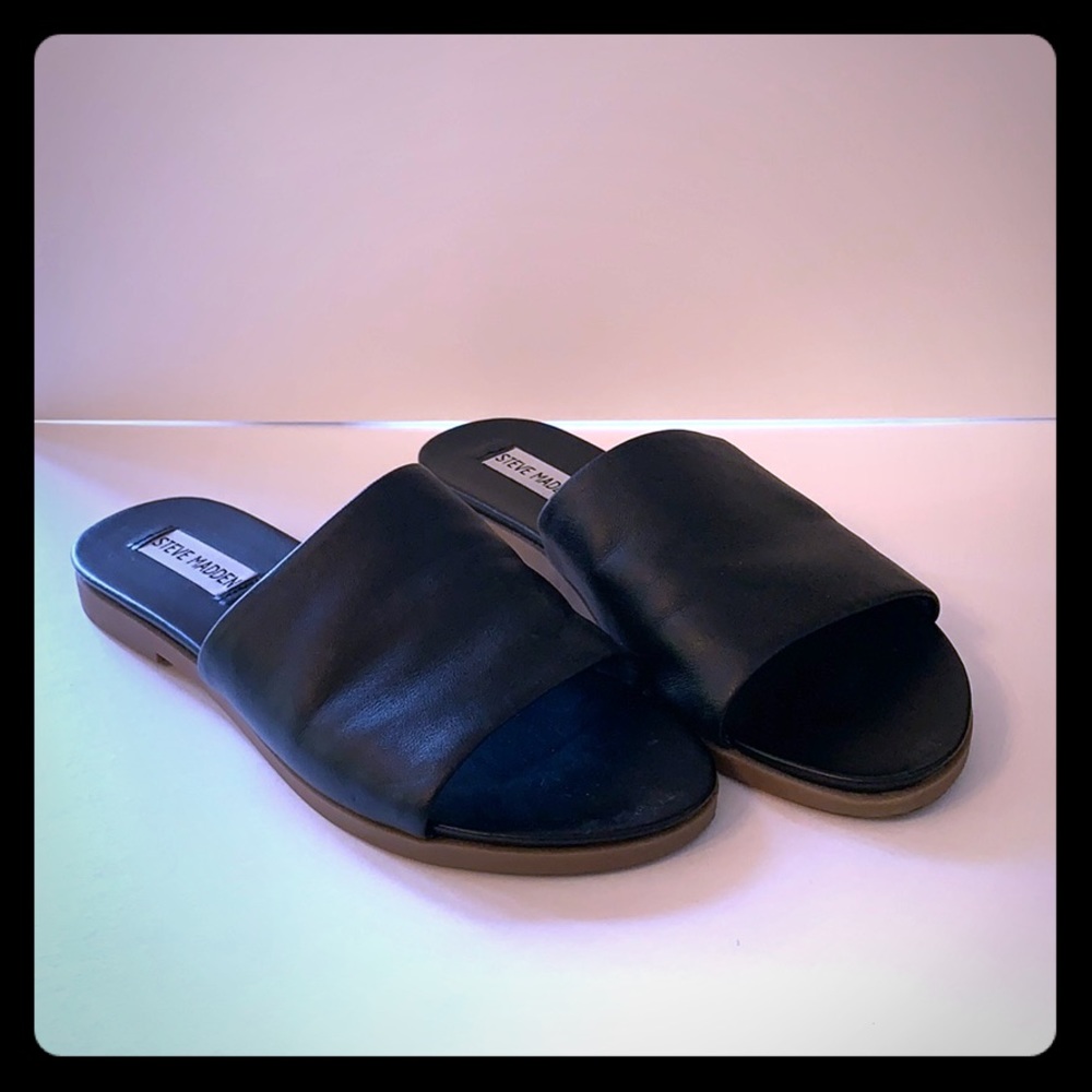 Steve Madden slides